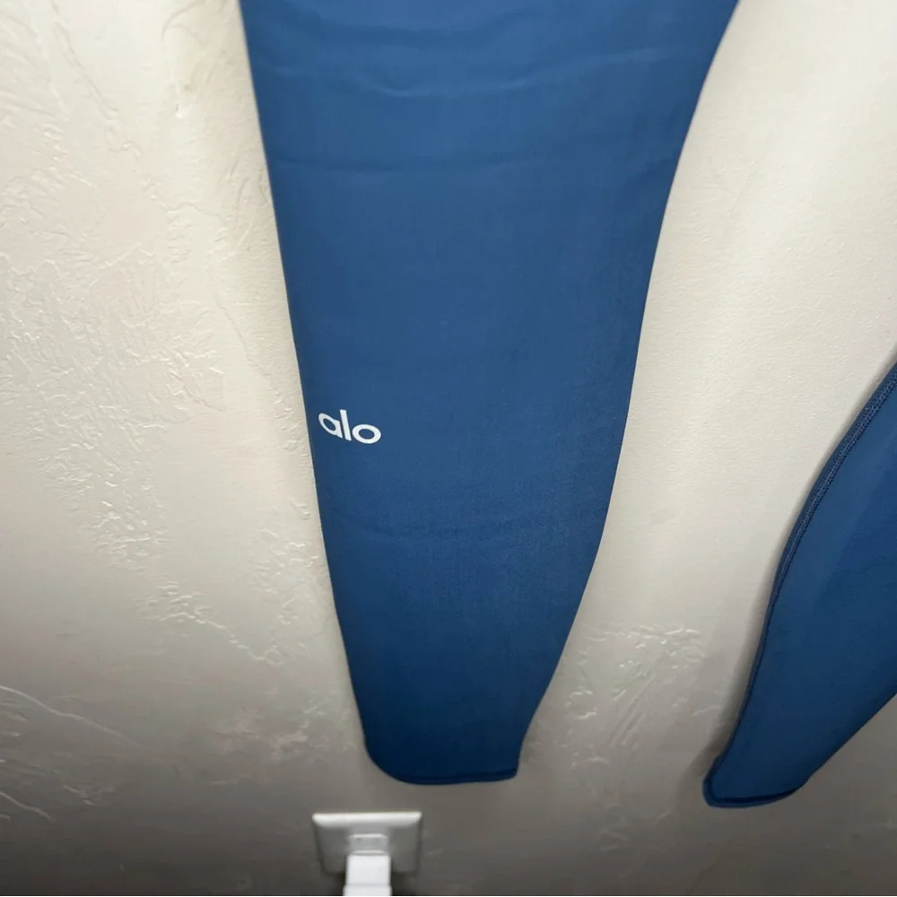 Alo Blue Ripped Warrior High Rise Yoga Leggings‎